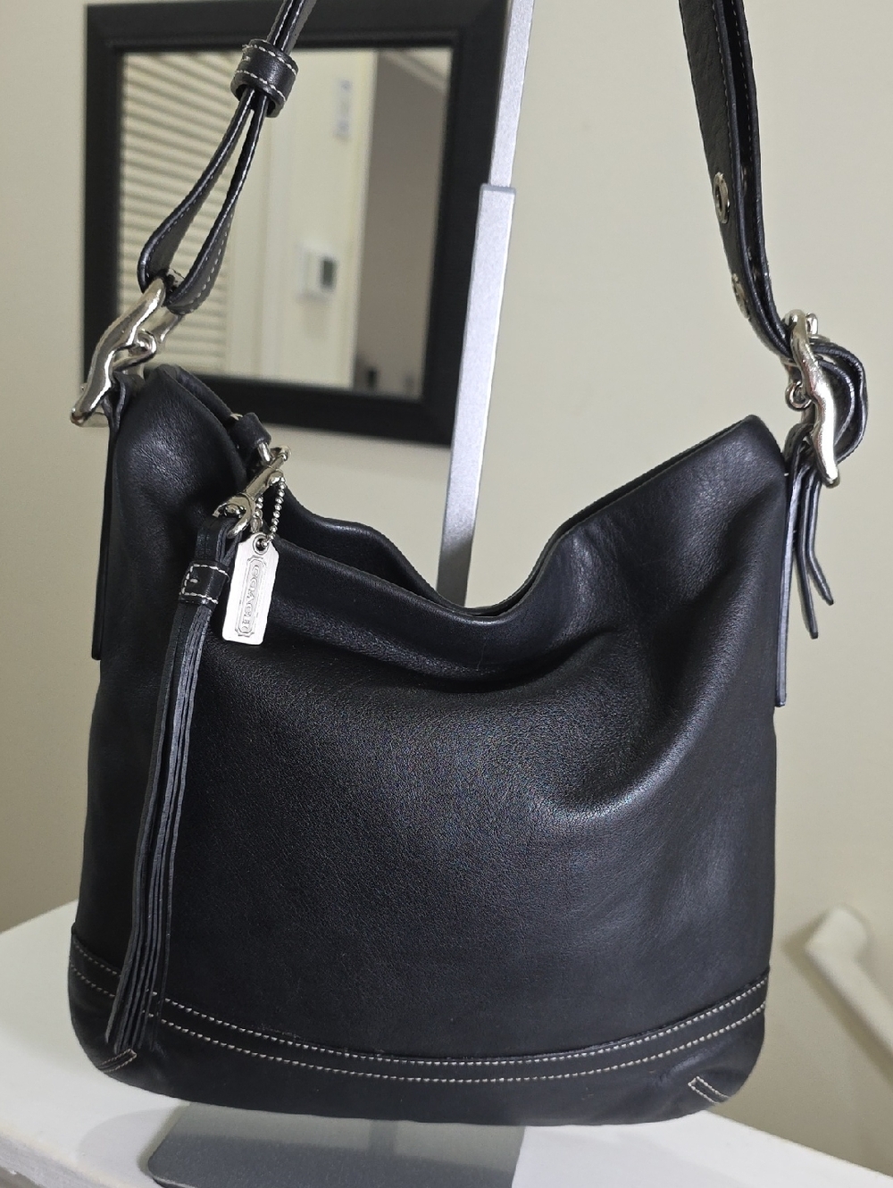 COACH 1415 Vintage 2004 Legacy Slim Black/Silver Smooth Leather Crossbody EUC - Picture 4 of 17